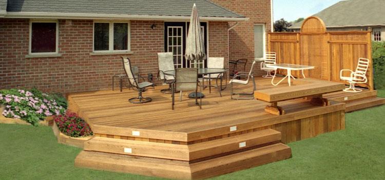 Cedar Composite Decking in Studio City, CA